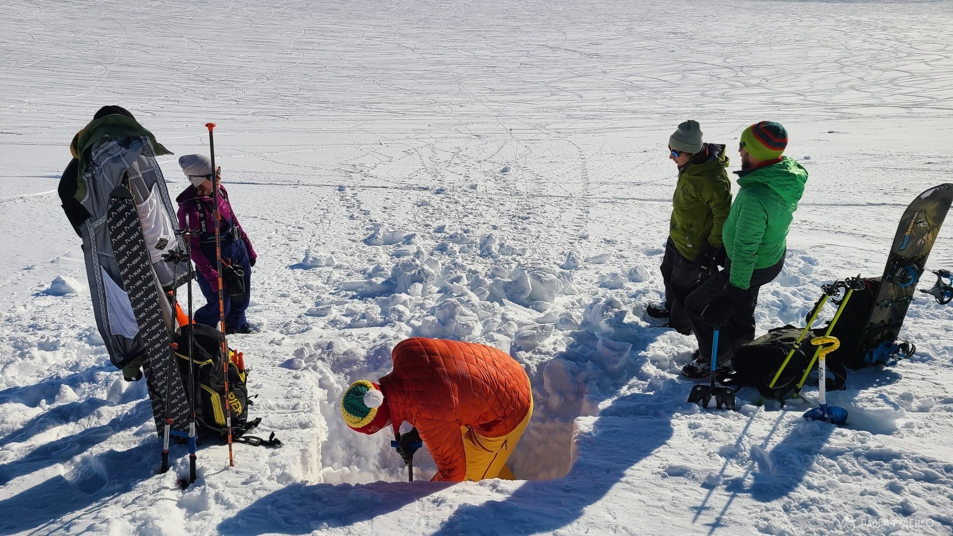 Фотография шурф лавинный курс Хибины Кольский полуостров горы
