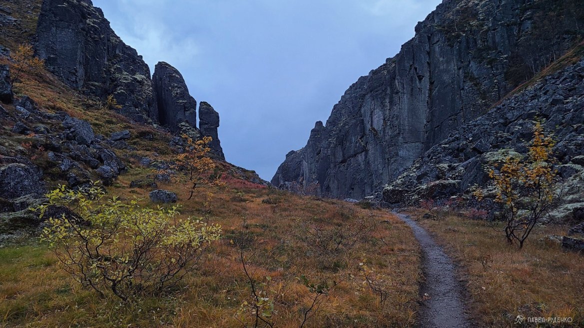 Фотография Tal Аку-Аку nordliche Teil, Khibiny 25 September.