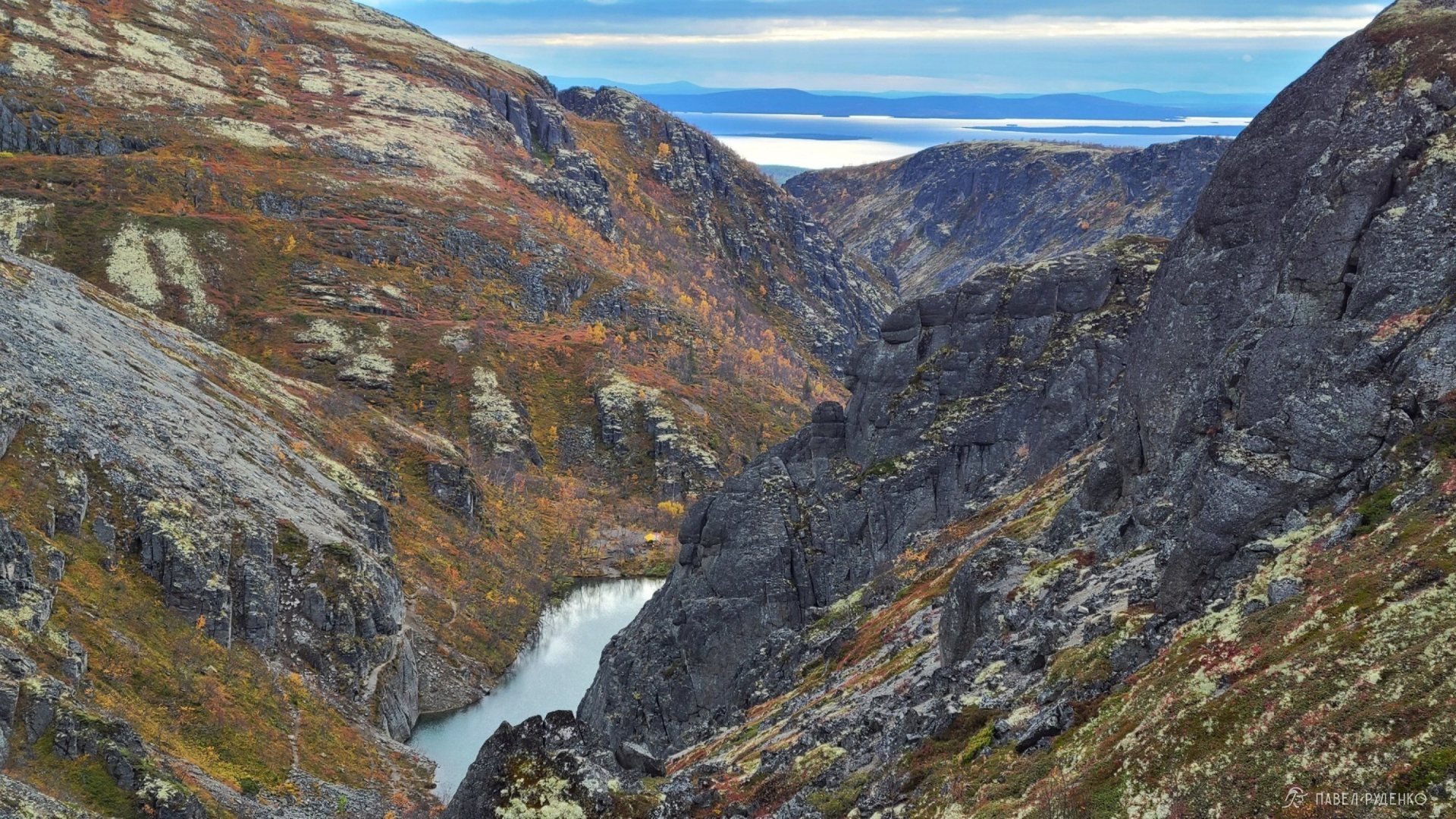 Фотография Озеро Изумрудное в Ущелье Аку-Аку. Хибины