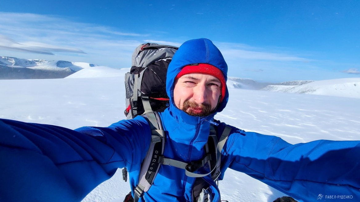 Фотография Khibiny. Pass 1a Akademicheskij, 23. September. Wind 17 m/s. Softshelljacke Norrona Lofoten